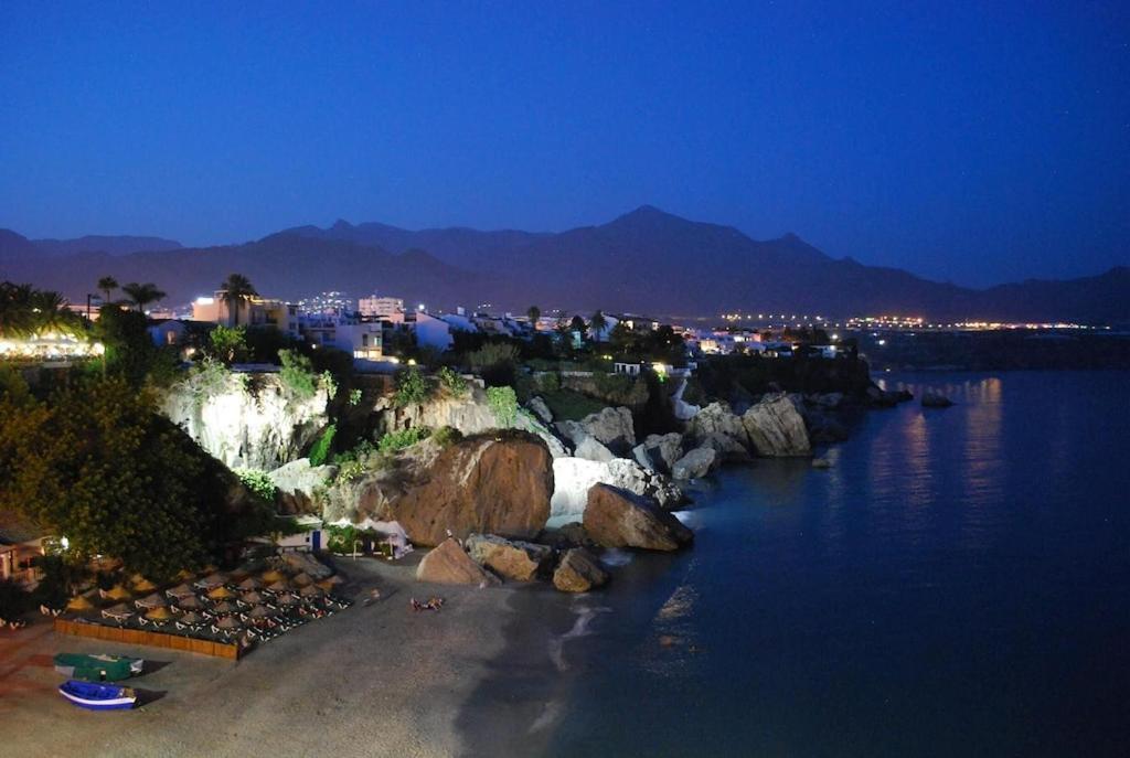 Appartement Edificio Verdemar - Stunning 1 Bed With Pool & Sea Views Nerja