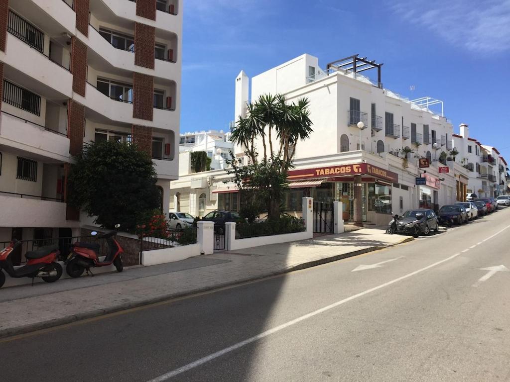 Edificio Verdemar - Stunning 1 Bed With Pool & Sea Views Appartement Nerja