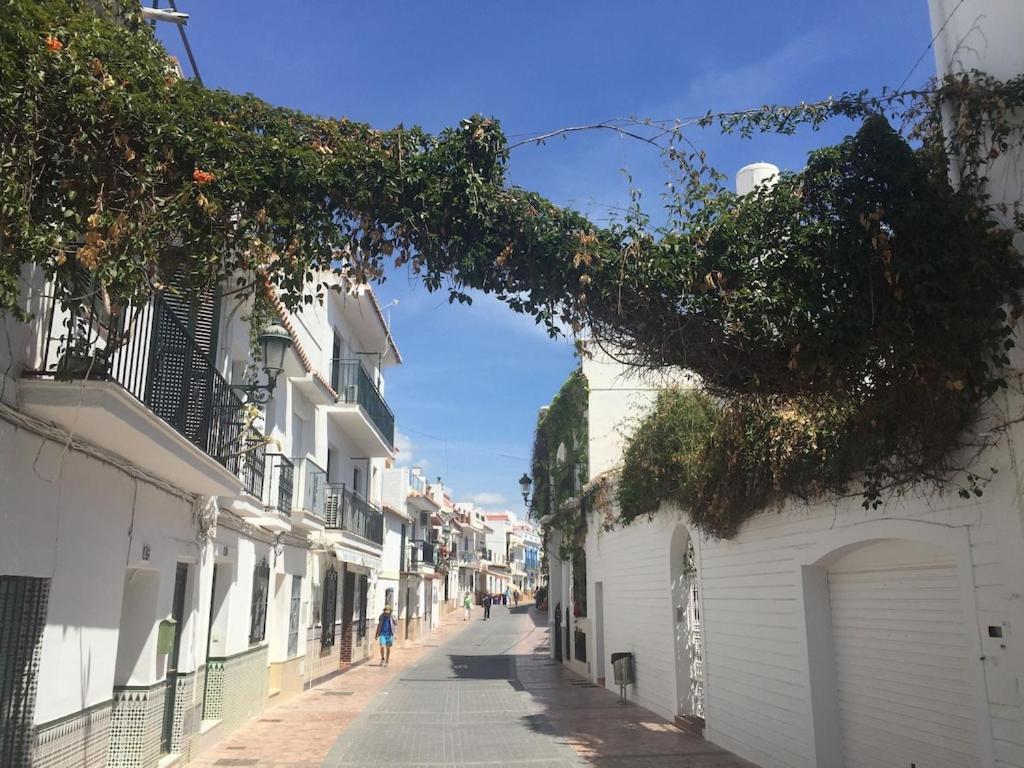 Edificio Verdemar - Stunning 1 Bed With Pool & Sea Views Appartement